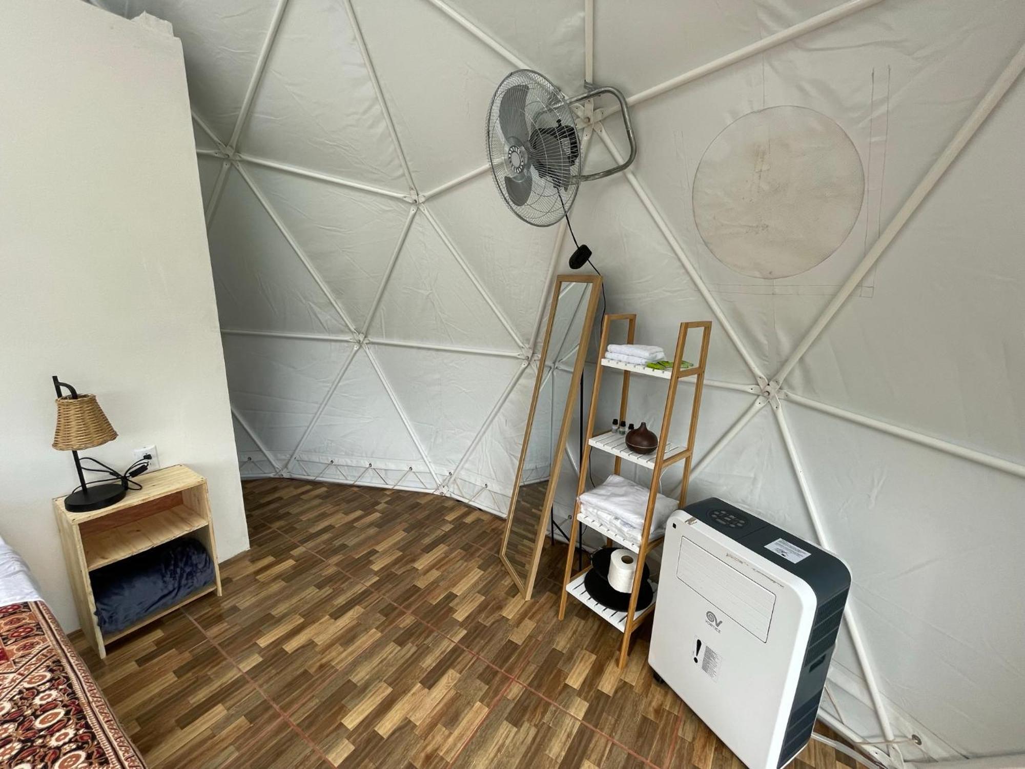 La Comarca River Glamping Dome Near Manuel Antonio Exterior photo